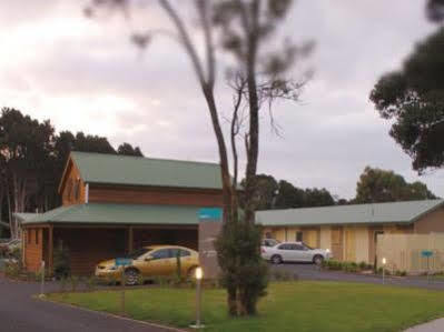 Motel Strahan Exterior foto